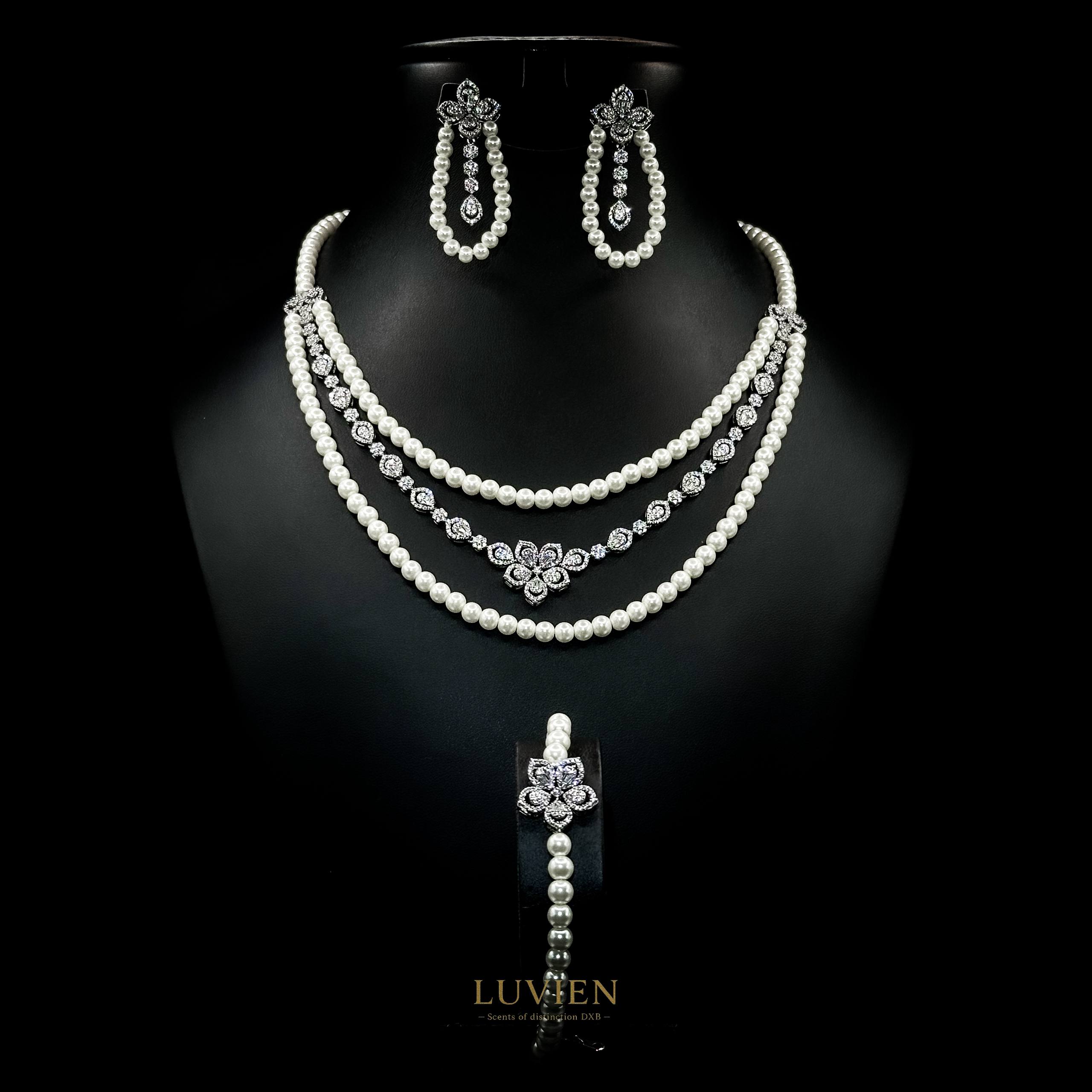 Luvien Loreta Pearl Bloom Zirconia & Pearl Bridal Full Set