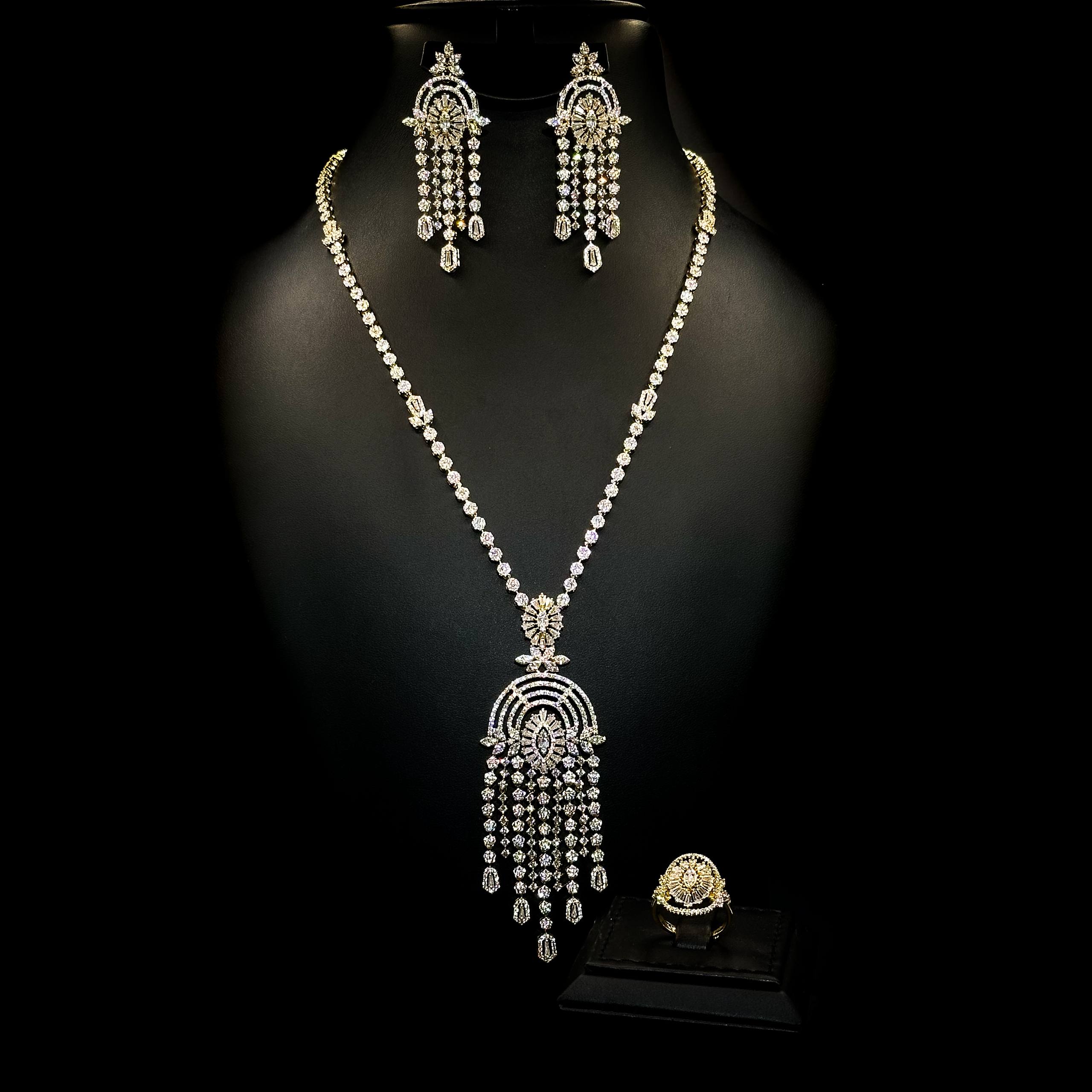 Hestia Golden Chandelier Bridal Set