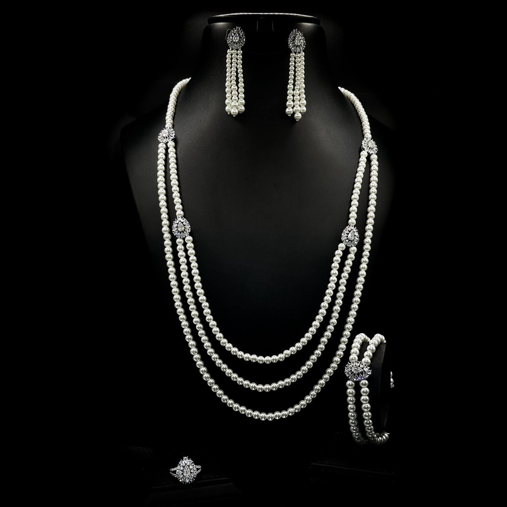 طقم أثينا اللؤلؤي متعدد الطبقات