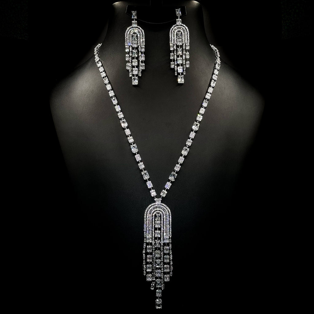 Vesta Silver Chandelier Set