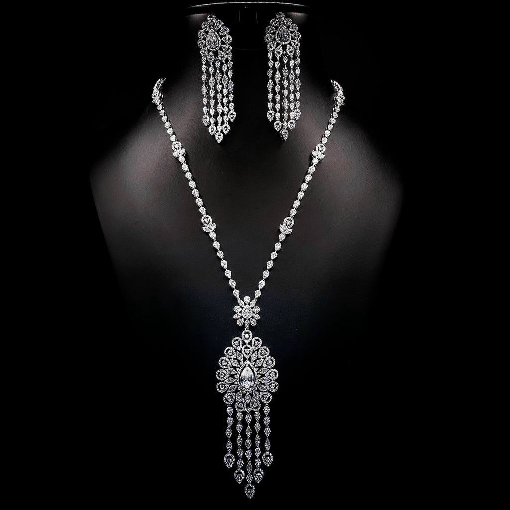 Rhea Silver Floral Tassel Set