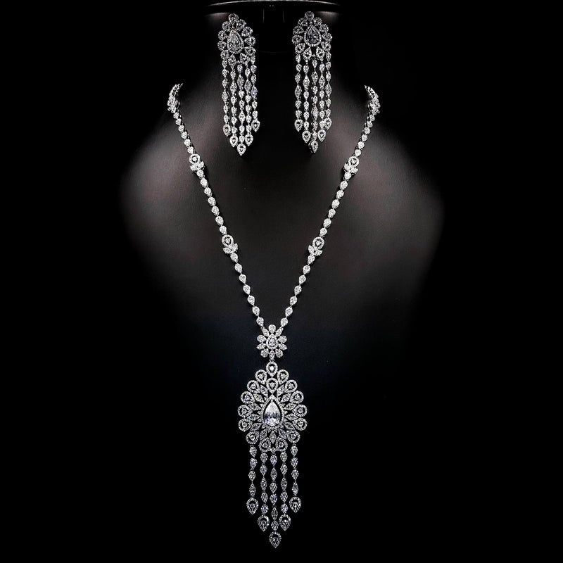 Rhea Silver Floral Tassel Set